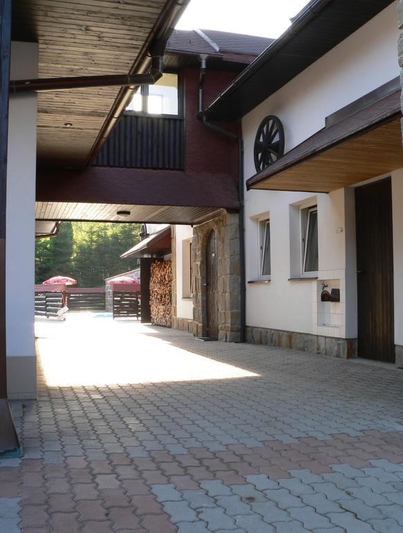 Pension Karolina Trnava Esterno foto
