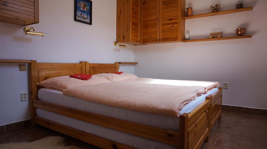 Pension Karolina Trnava Esterno foto
